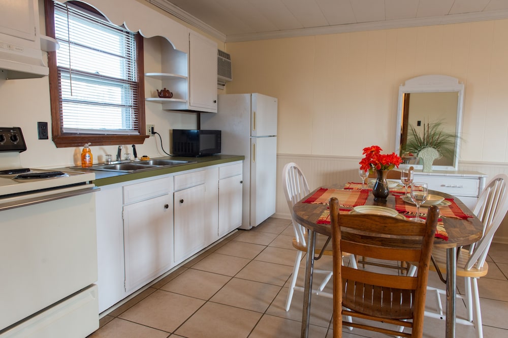 Oceanside Court By Kees Vacations 49/65