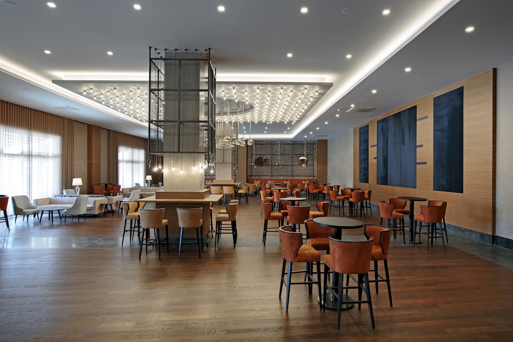 Royal Seginus Hotel 50/68