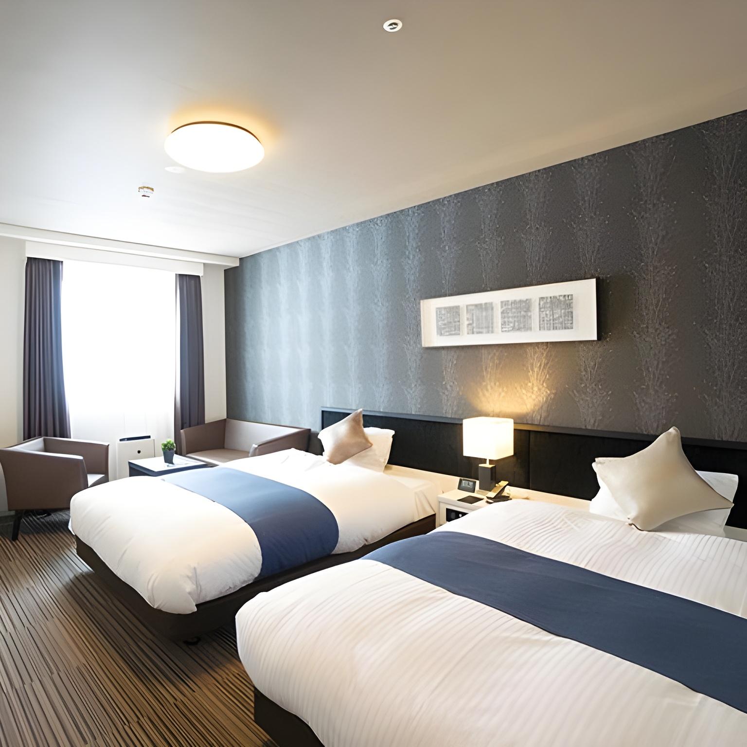 Deluxe, Twin Beds, King Bed