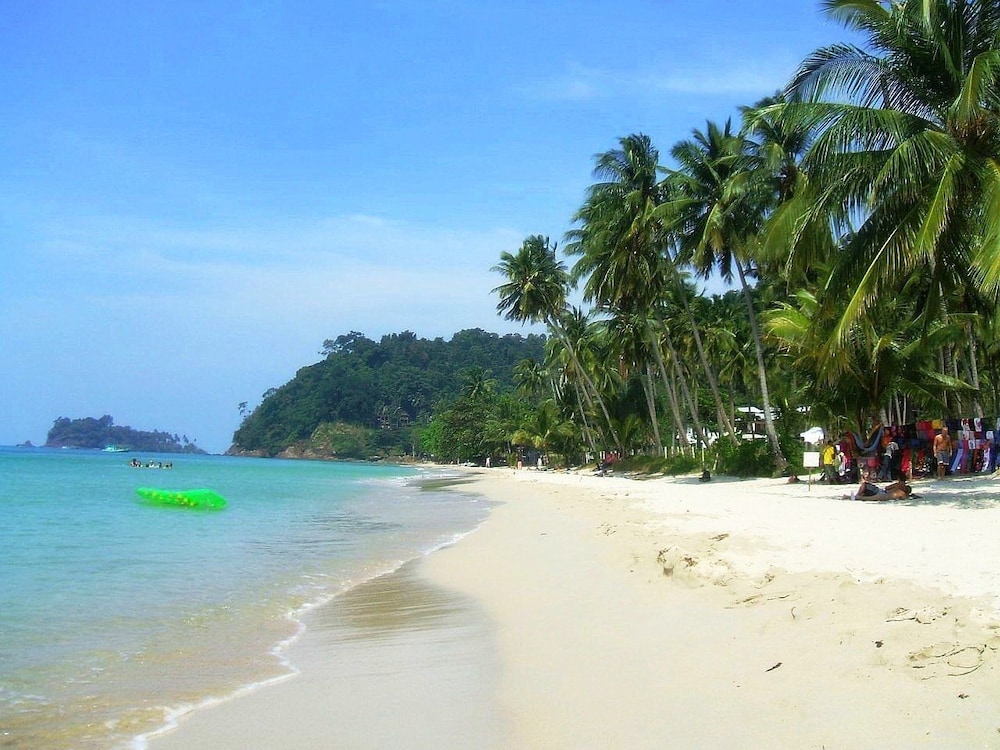 Paradise Bungalows 18/47