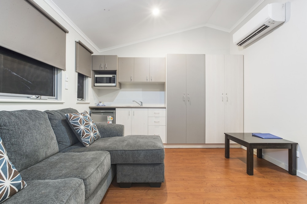 Aspen Karratha Village 20/28