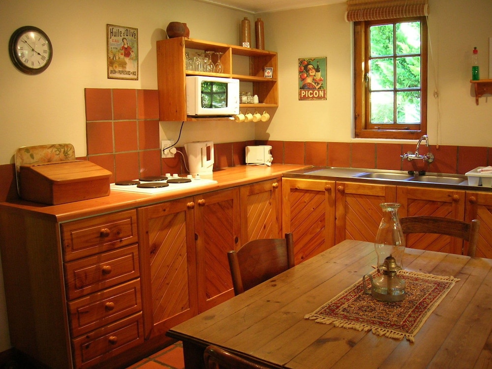 The Old Trading Post - Guest House 30/50