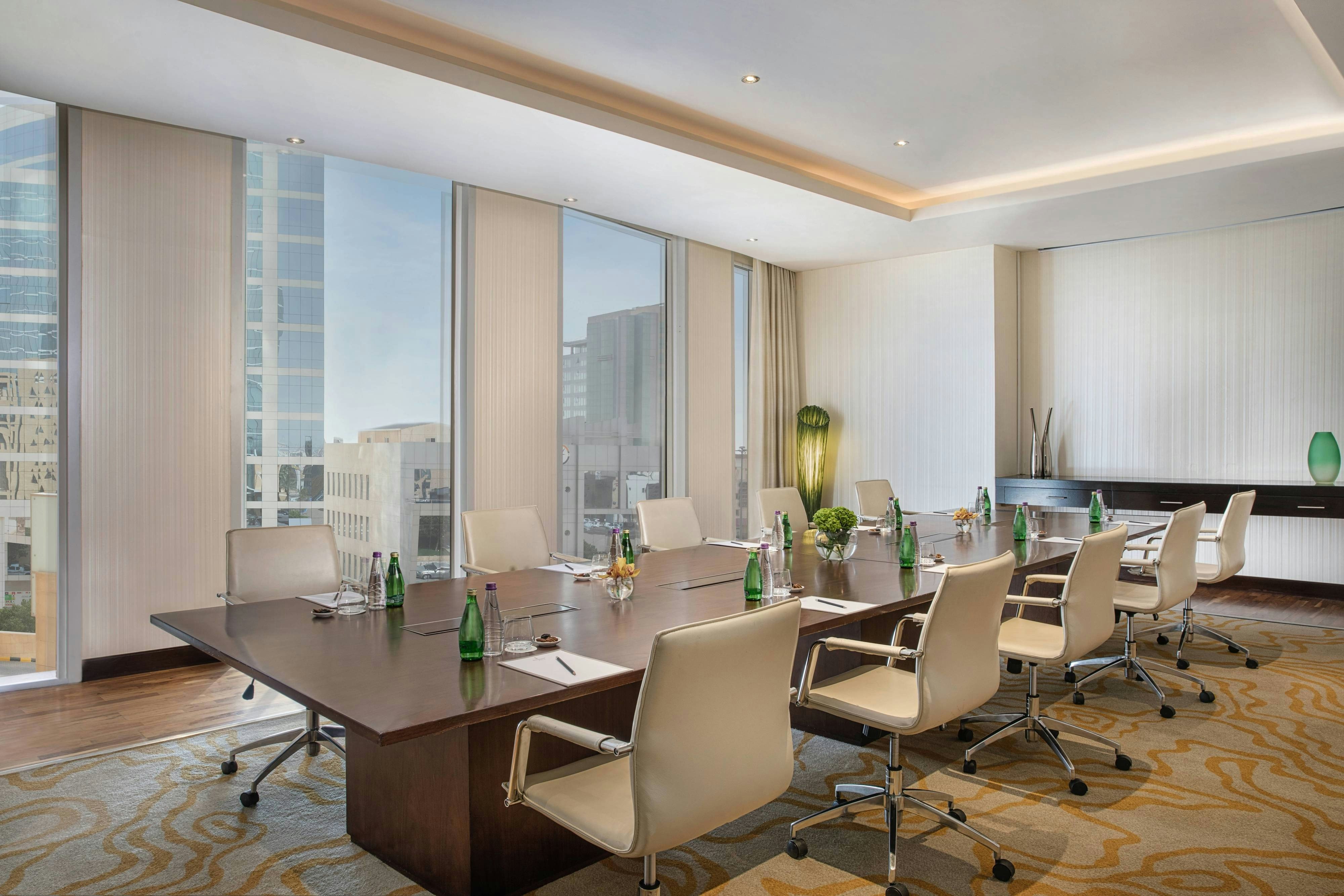 فندق برج رافال(JW Marriott Hotel Riyadh) 35/39