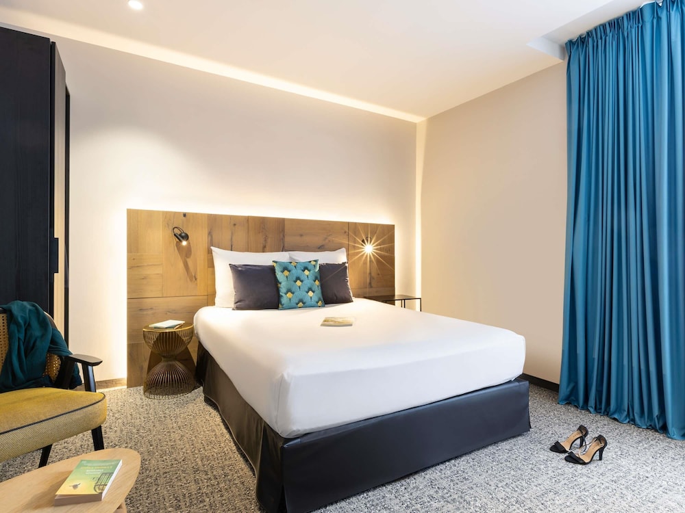 MERCURE EPINAL CENTRE 28/77