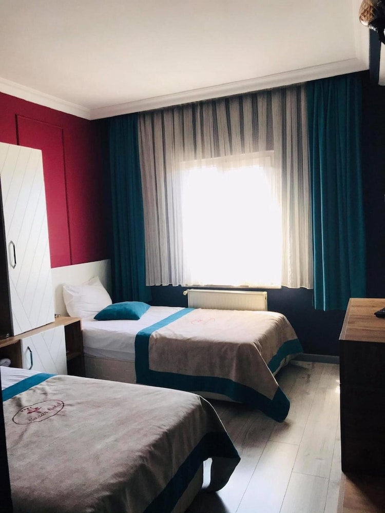 Nazar Hotel 16/40