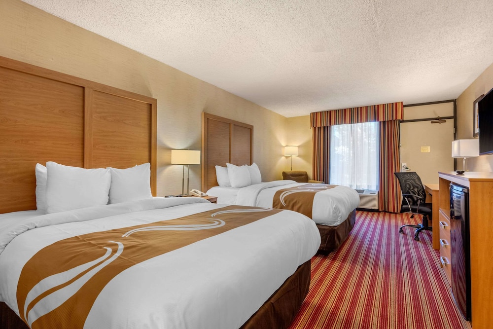 Quality Inn Exit 4 17/55