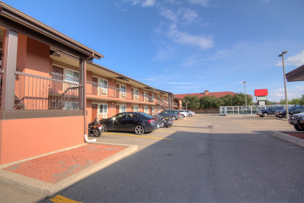 Motel6 Lethbridge Ab 52/62