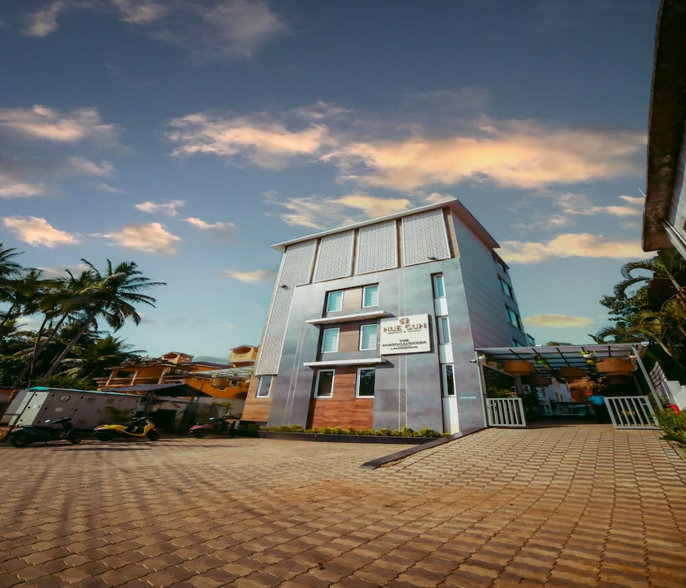 HUE GUH The Porto Candolim 27/31