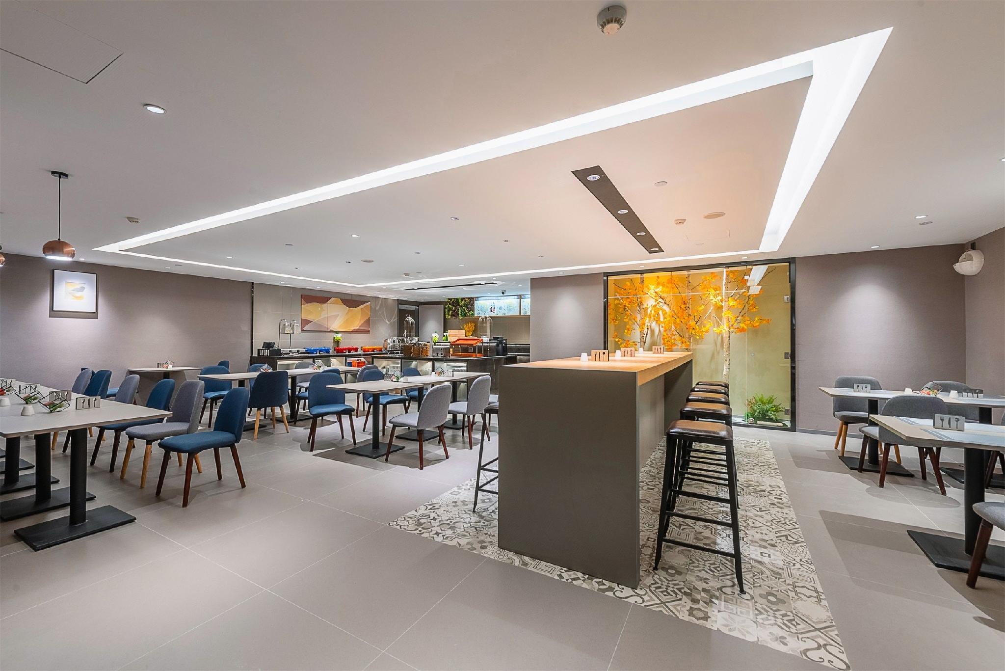Lavande Hotel (Guangzhou Jingxi Nanfang Hospital Metro Station) 46/49