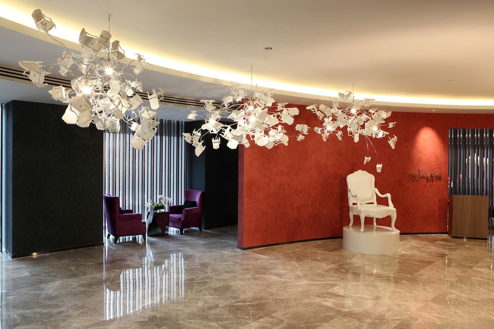 Rhombus Park Aura Chengdu Hotel 6/68