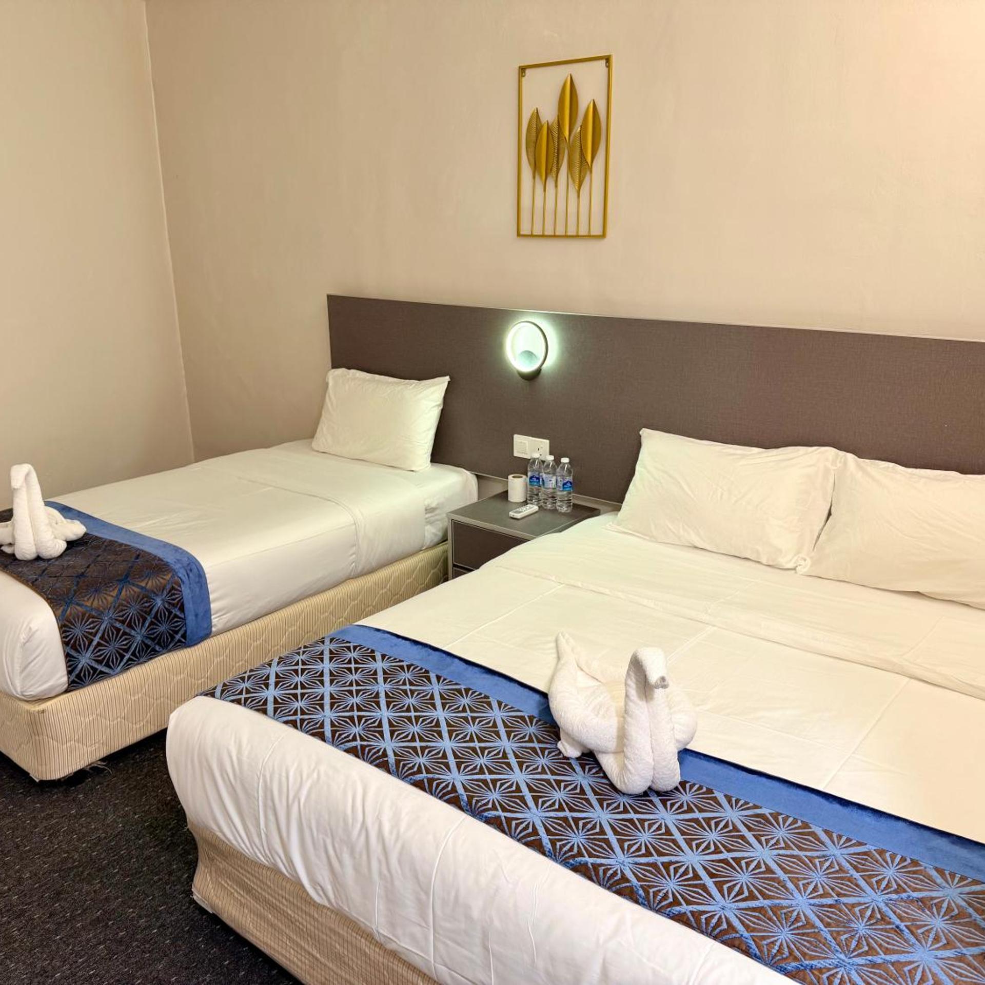 OYO 44043 First Garden Hotel 31/54