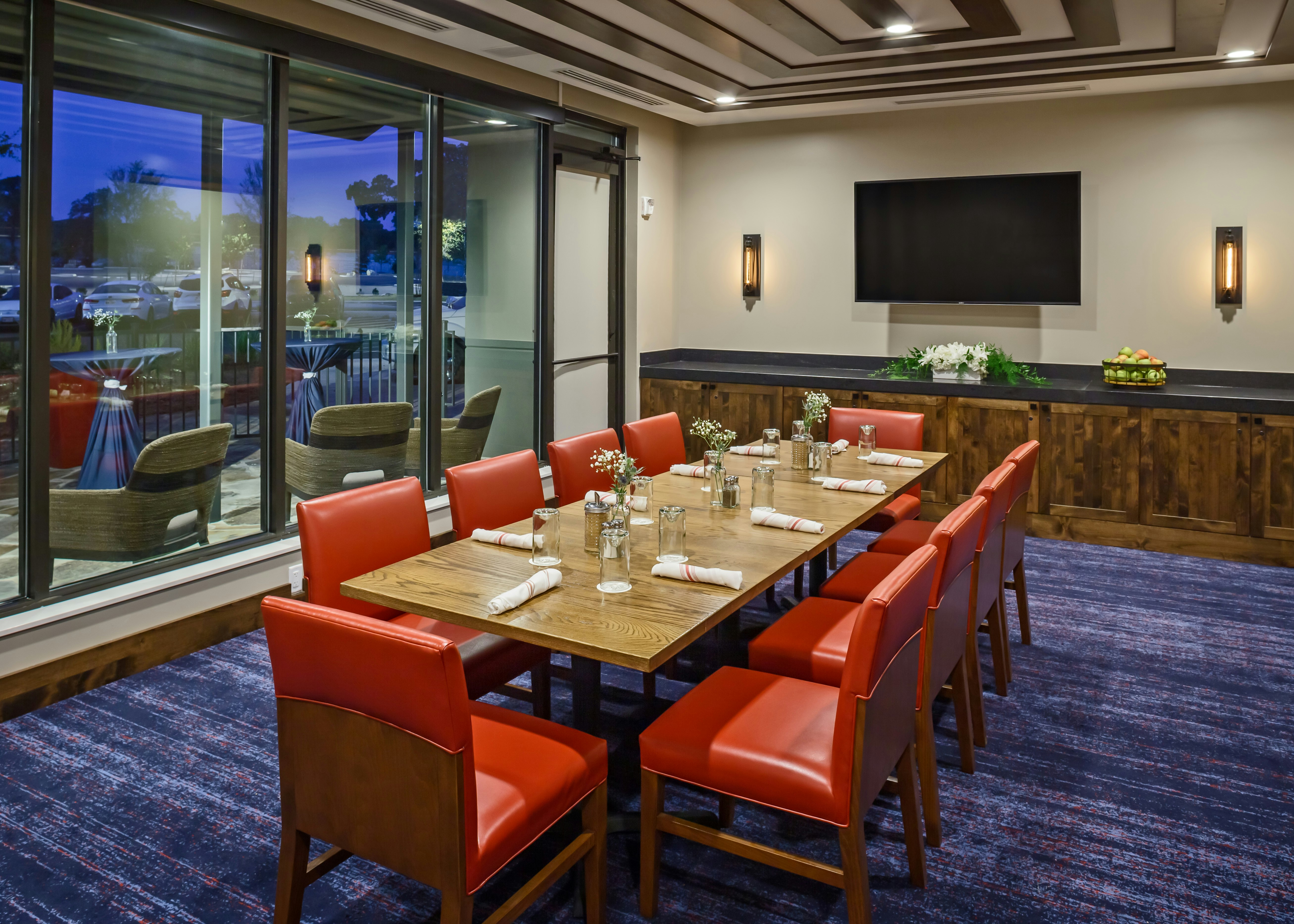 The Bevy Hotel Boerne A Doubletree By Hilton 39/46