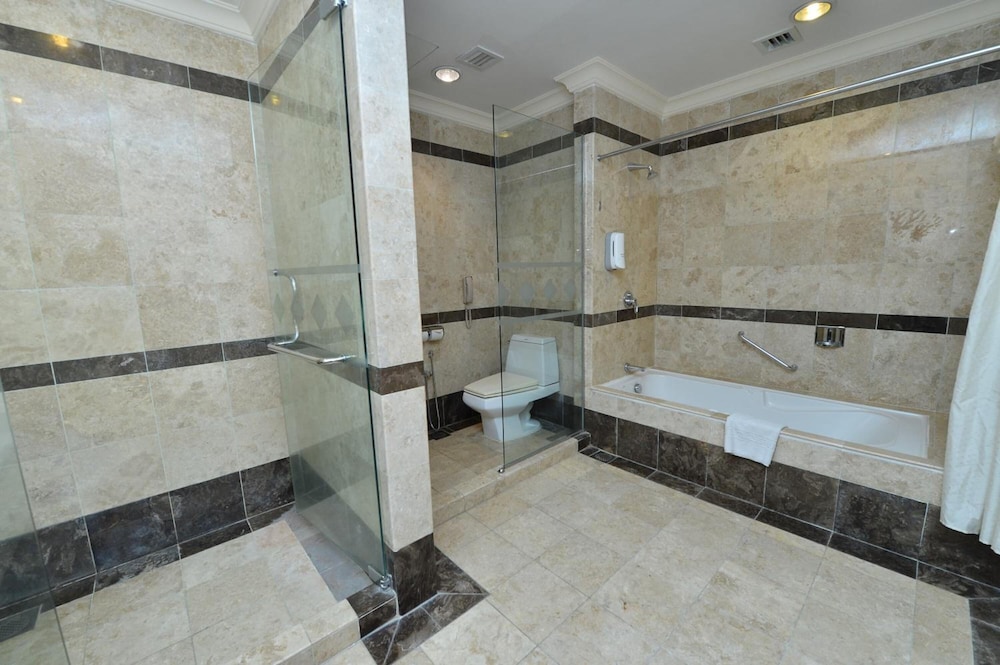 Emerald Puteri Hotel 37/37