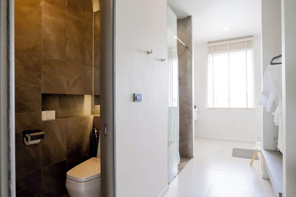 Doowall Hotel 49/52