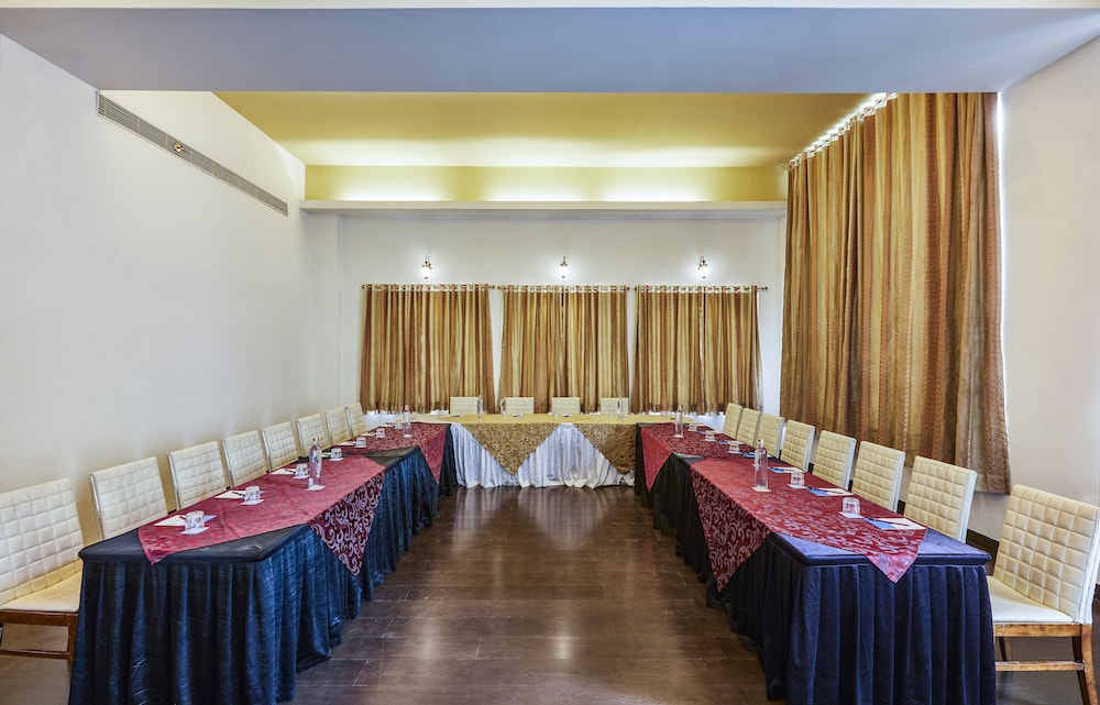 Club Mahindra Udaipur 29/38
