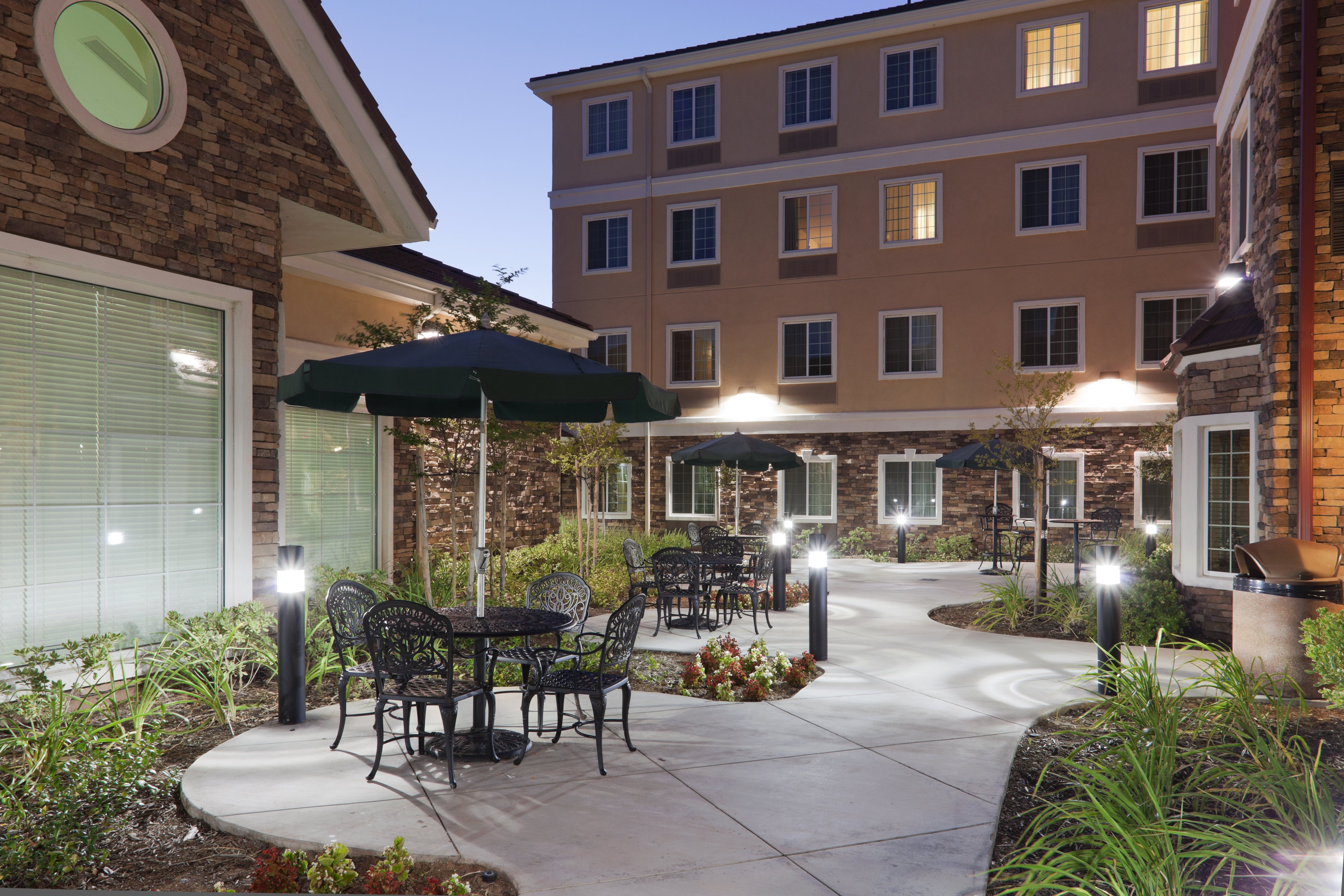 Staybridge Suites Rocklin - Roseville Area 2/64