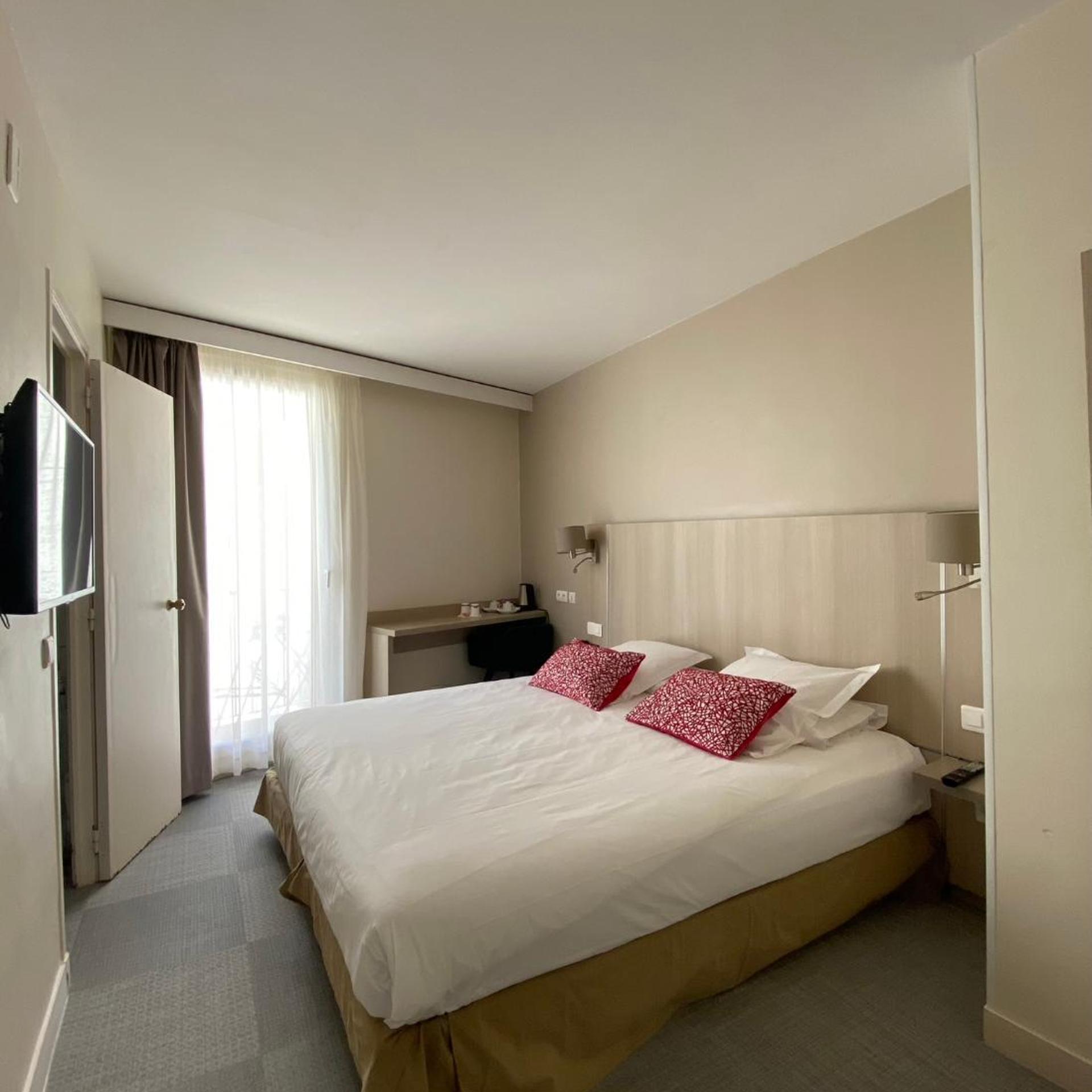 Classic, Double Bed, Village View