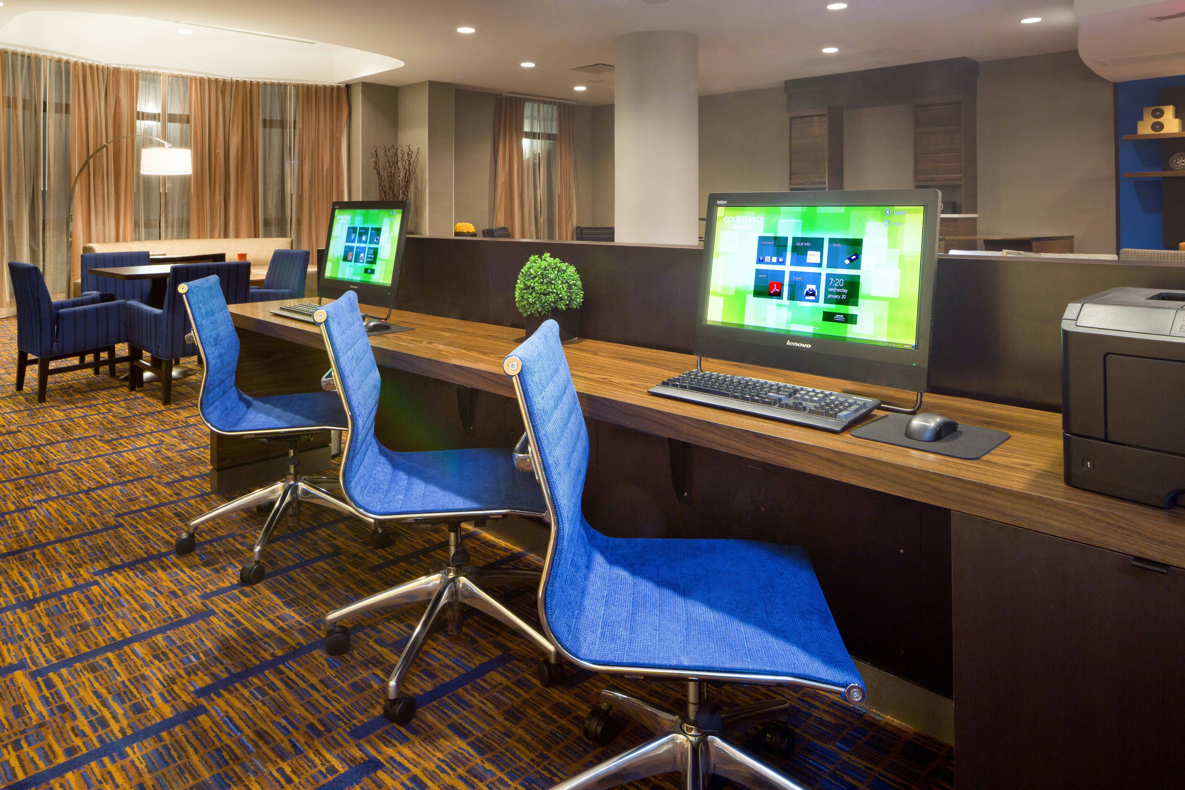 Courtyard By Marriott Houston By the Galleria 15/17