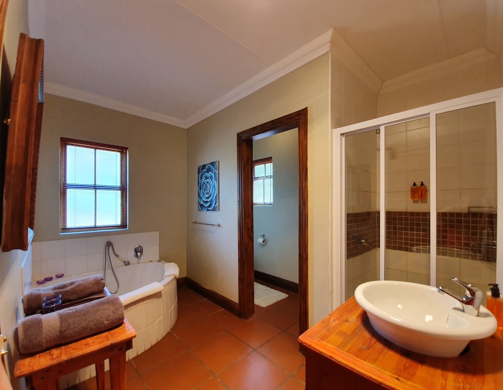 Berluda Farmhouse & Cottages 47/50