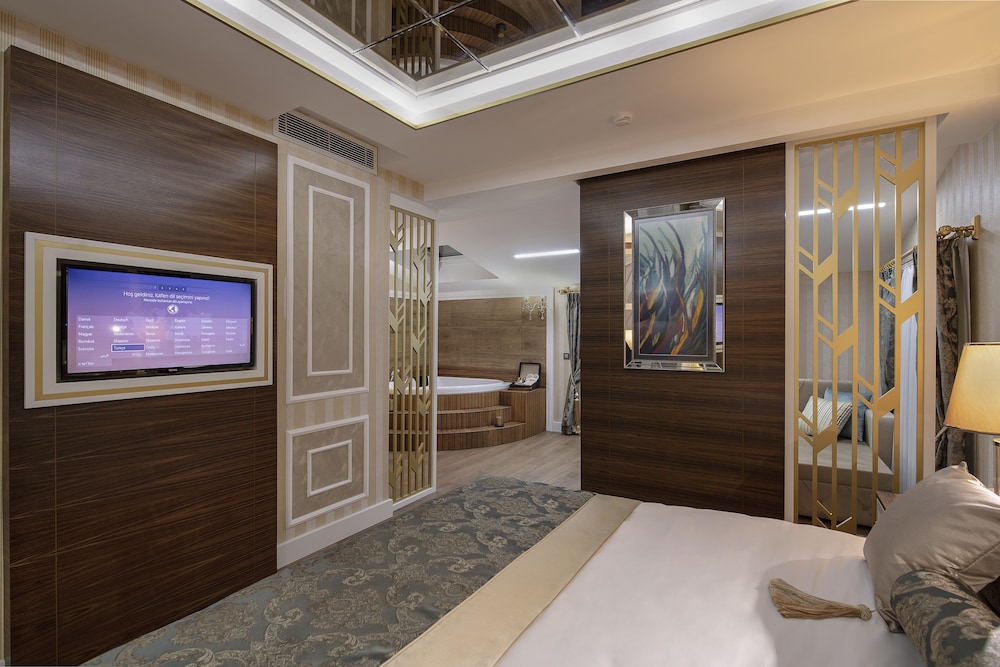 Elysium Green Suites 29/60