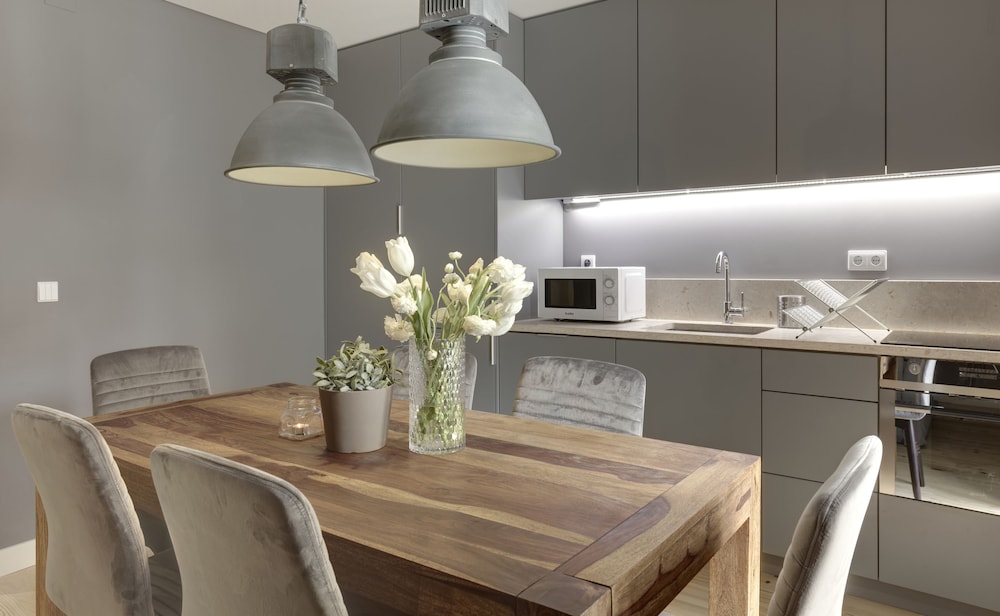 Lobby at City Stays Bica Apartments, CARCAVELOS