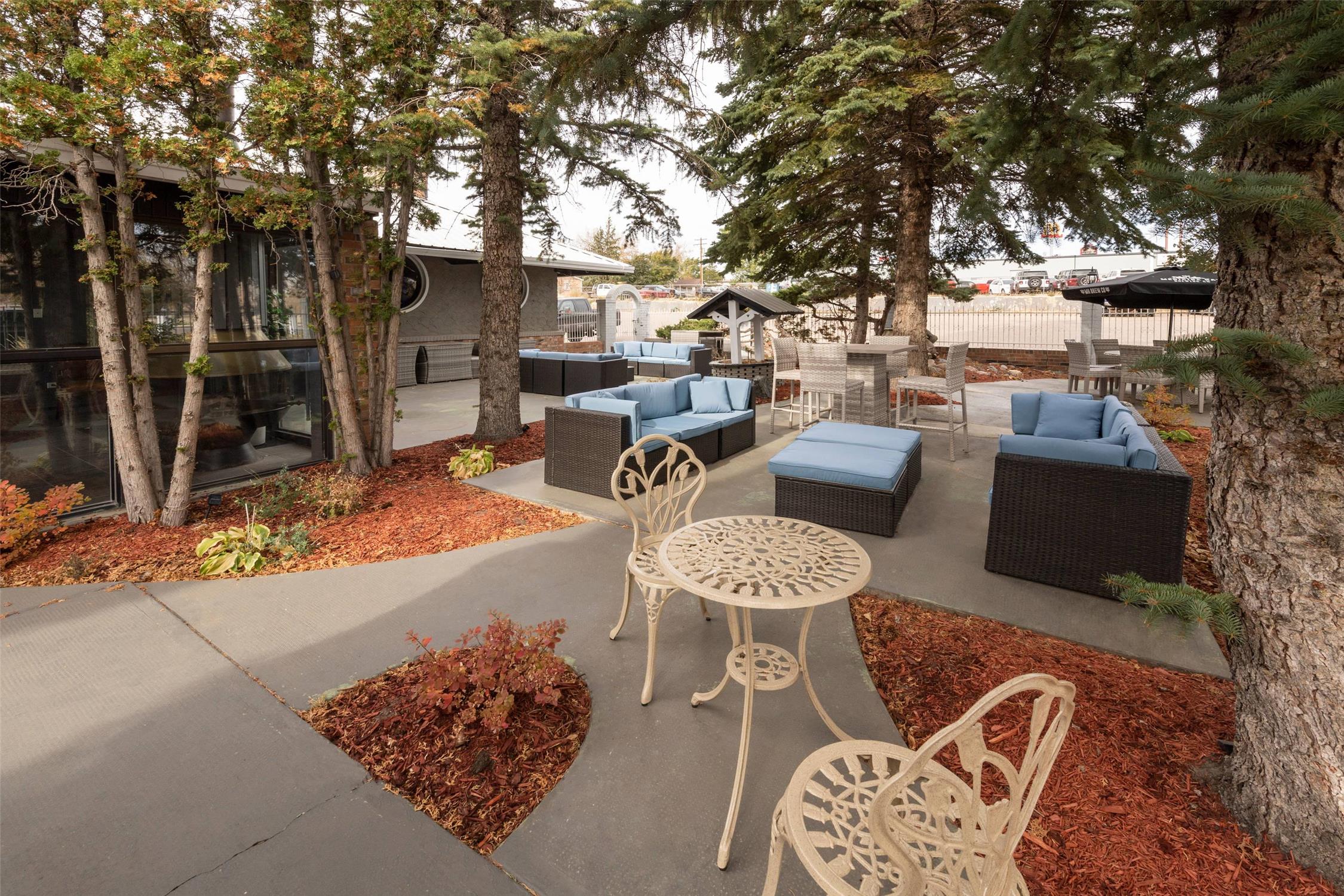 Clarion Pointe Medicine Hat Saamis Tepee 10/21