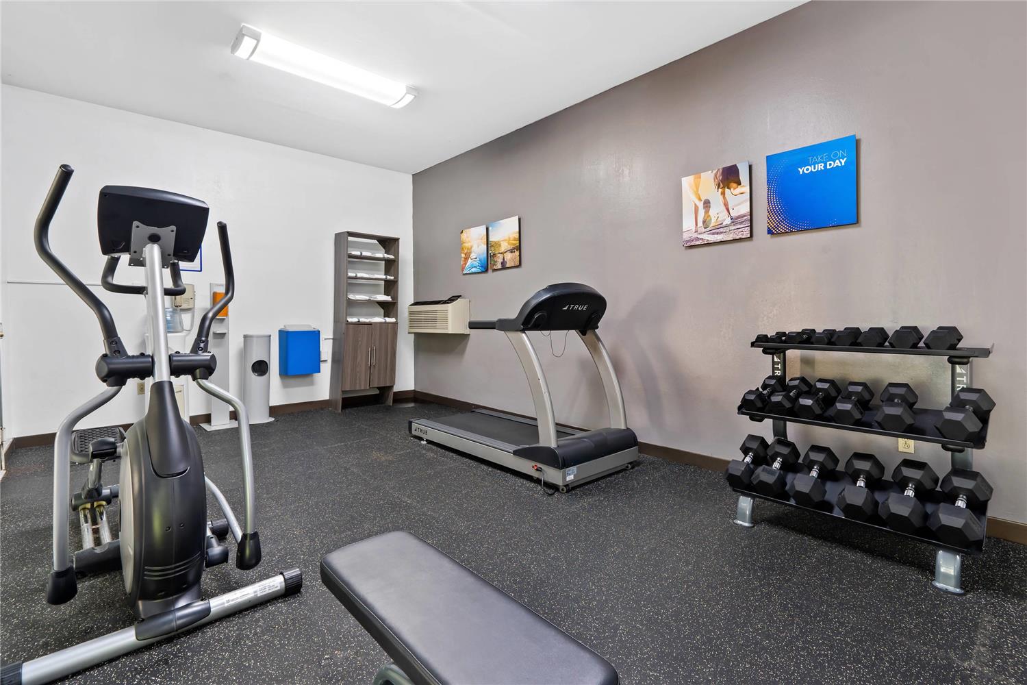 Comfort Suites Milledgeville 24/37