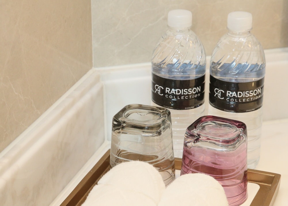 Radisson Collection Hotel Xin Guo Shanghai 18/48