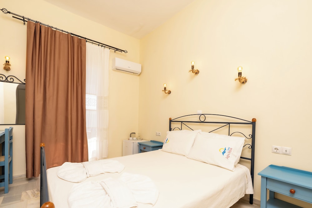 ROOM, DOUBLE BED, SEA VIEW