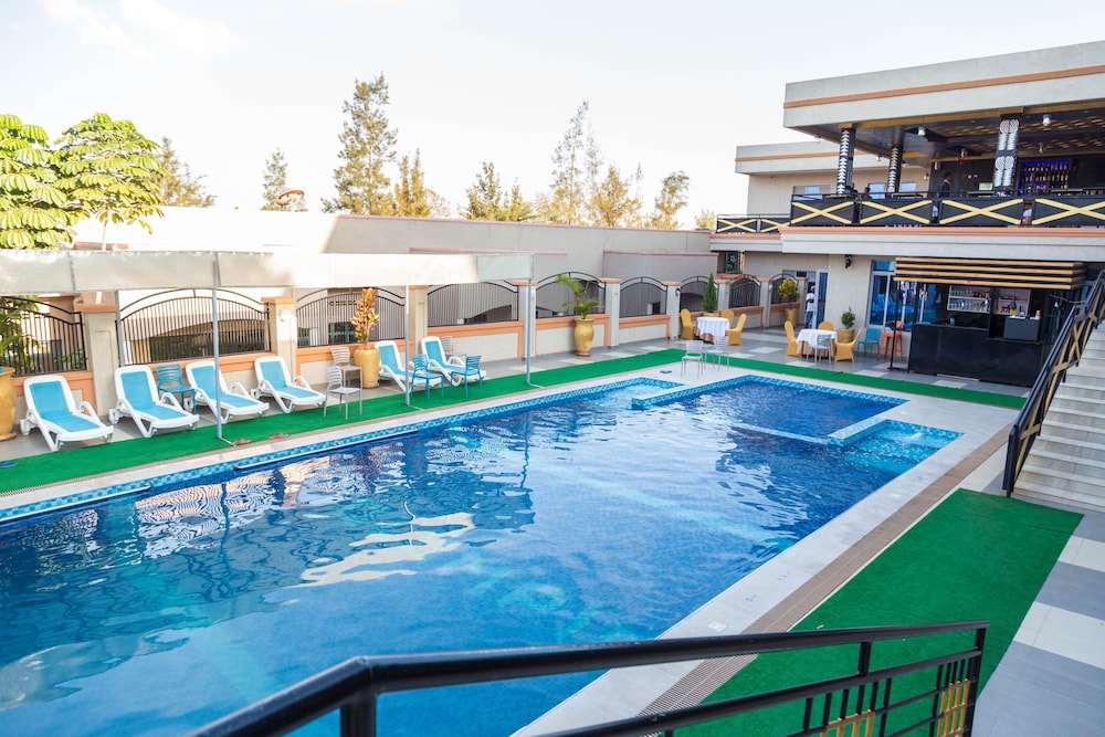 Olympic Hotel 40/71