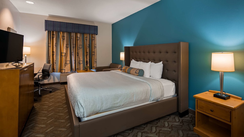 Best Western Plus Liberty Lake Inn 13/50