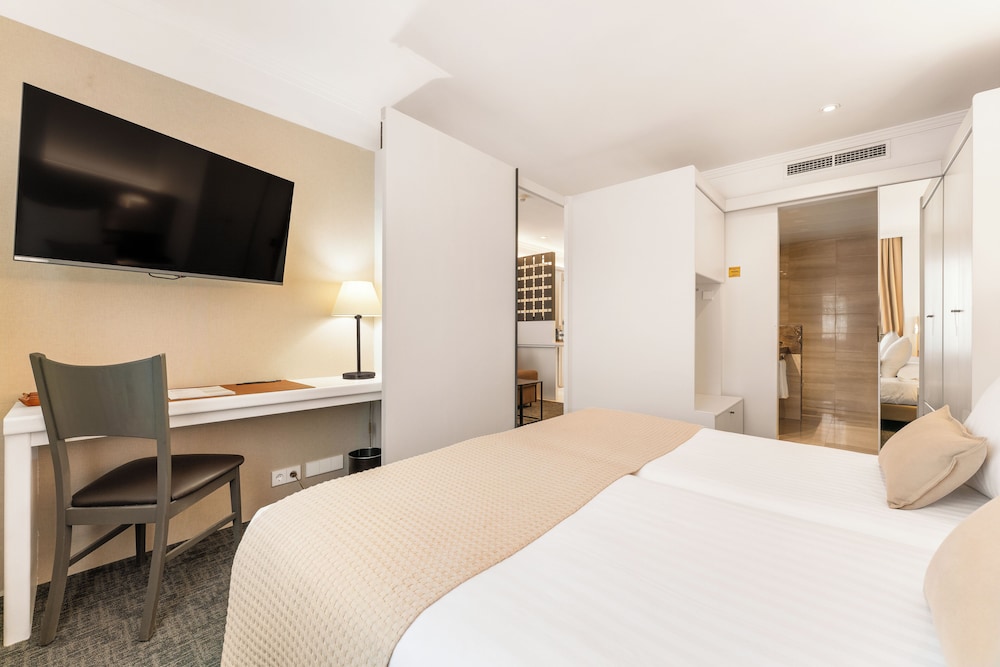 Acacia Suite 9/41