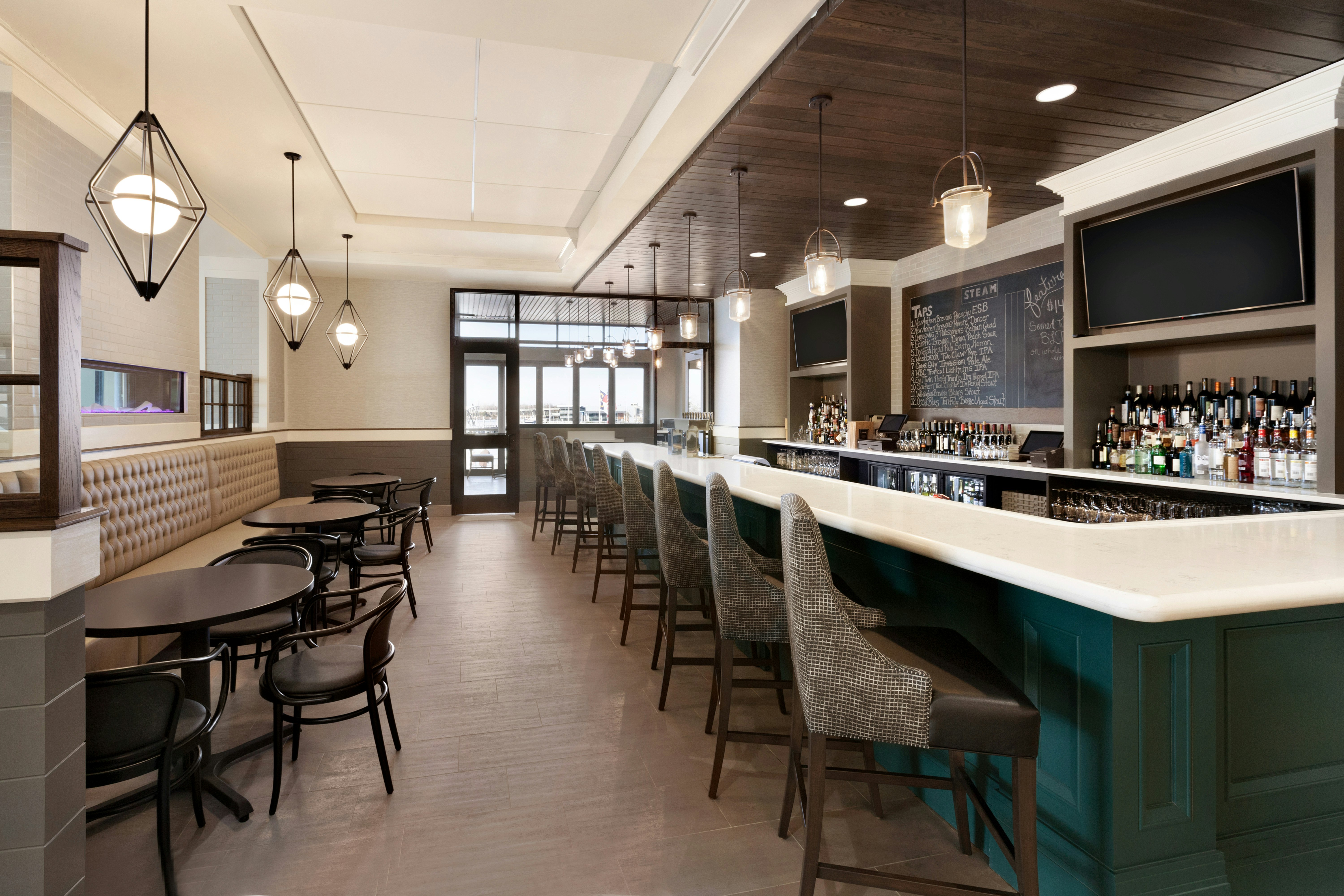 Embassy Suites by Hilton Wilmington Riverfront 50/76
