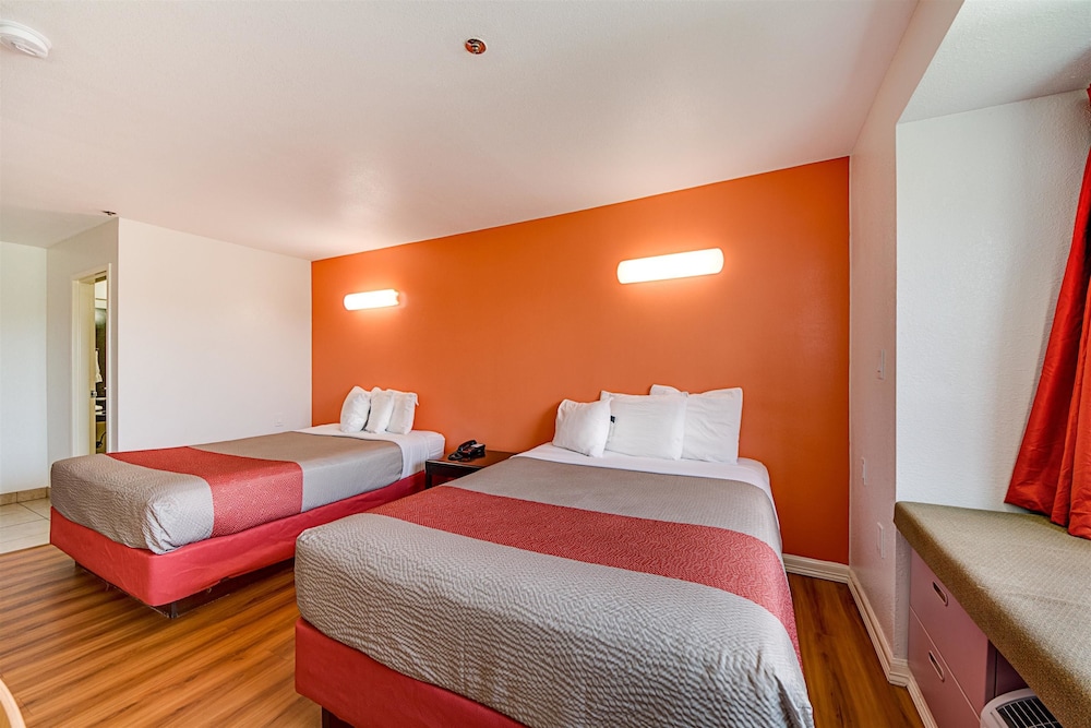Motel6 McAllen, TX - East 19/60