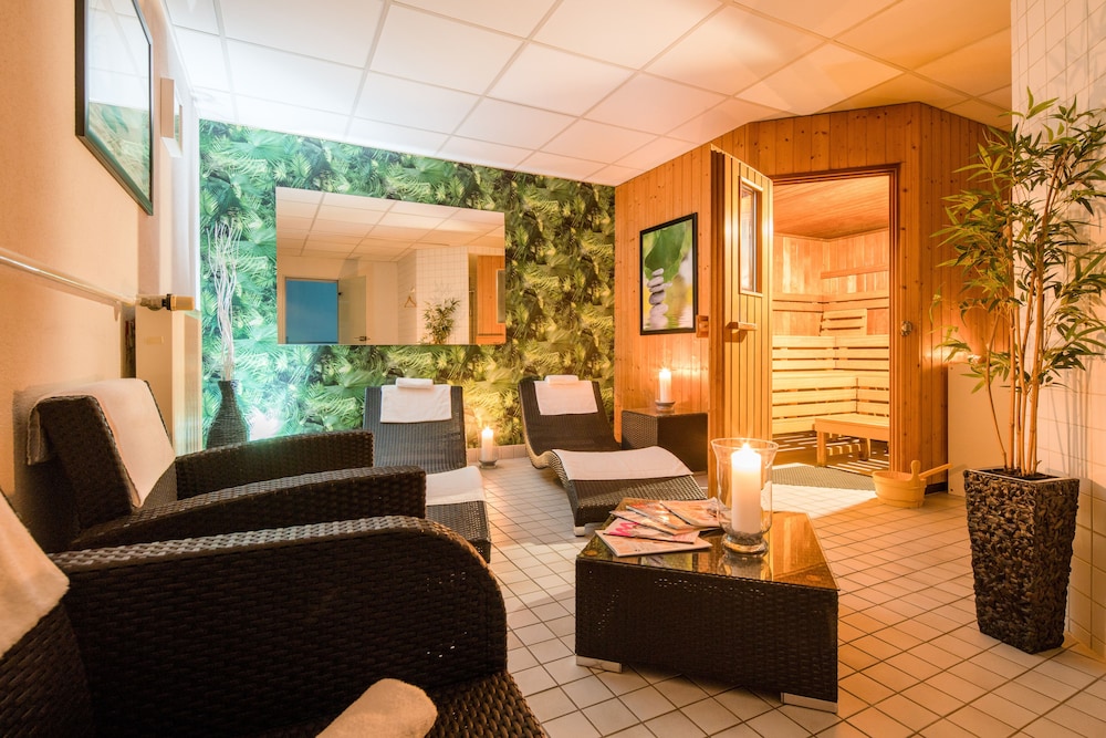 Parkhotel Diani 23/50