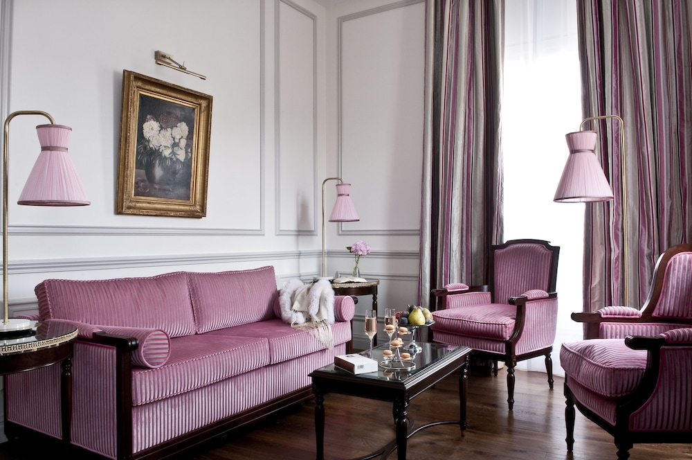 HOTEL DE SEZE 52/76