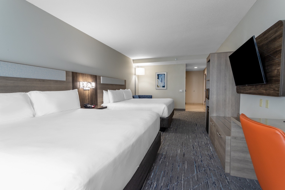 Holiday Inn Express Crystal River 19/59