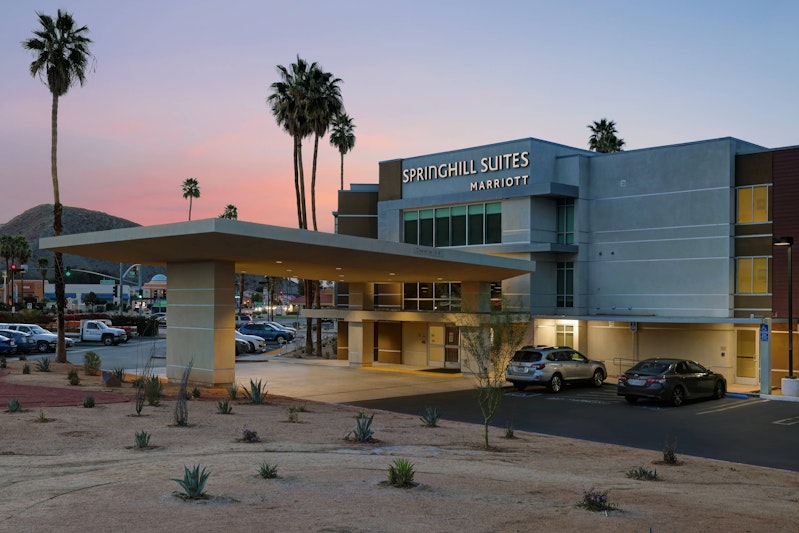 SpringHill Suites by Marriott Palm Desert 51/54