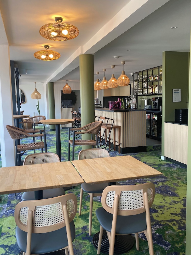 Hotel The Originals Carcassonne 33/50
