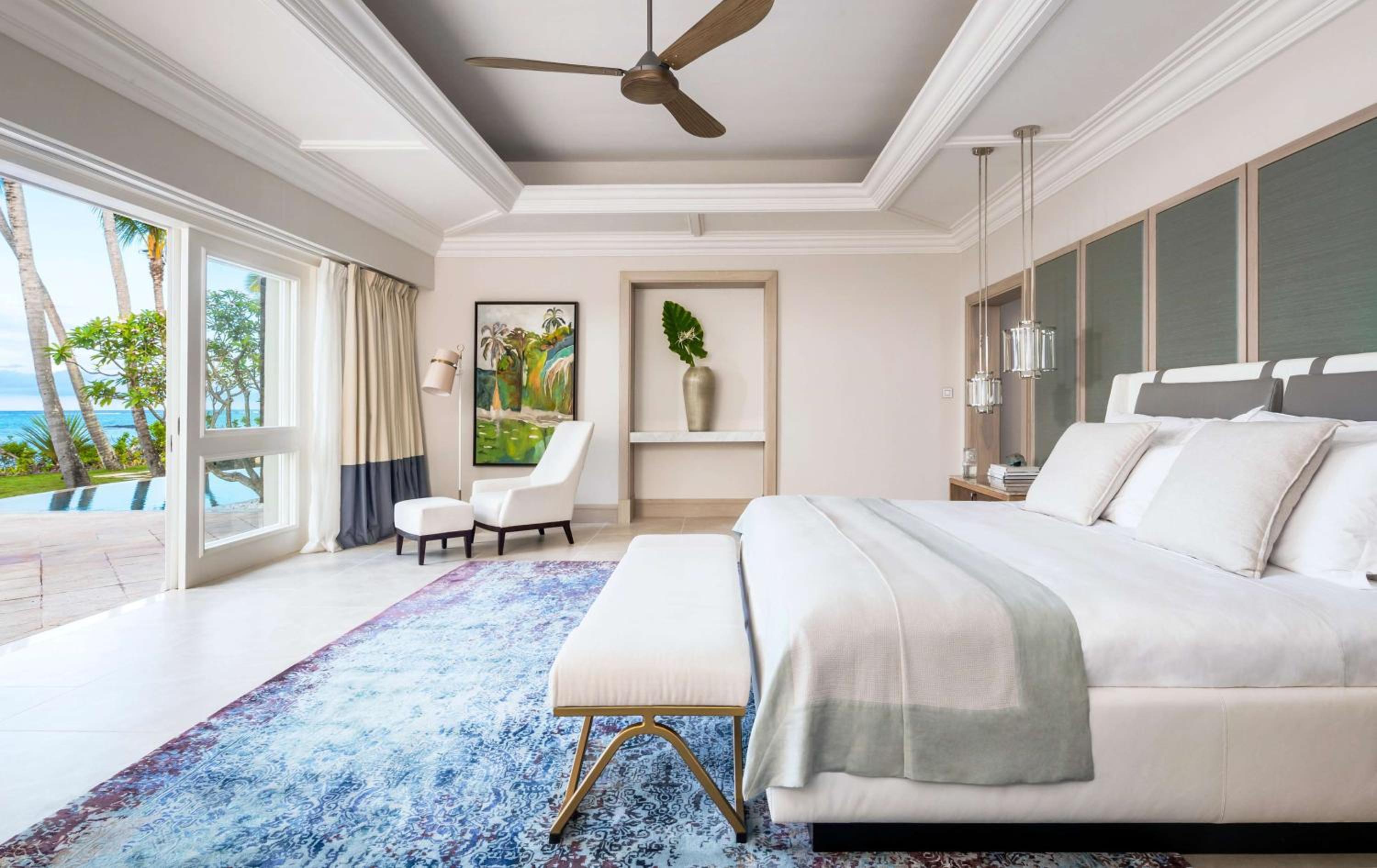 Lagoon, King Bed