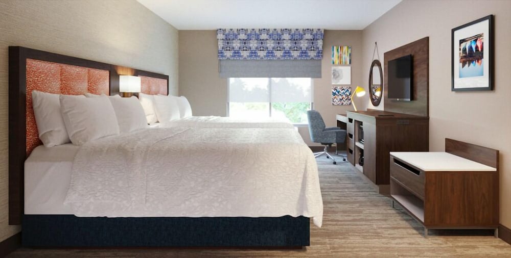 Hampton Inn & Suites Kittery-Portsmouth 14/45