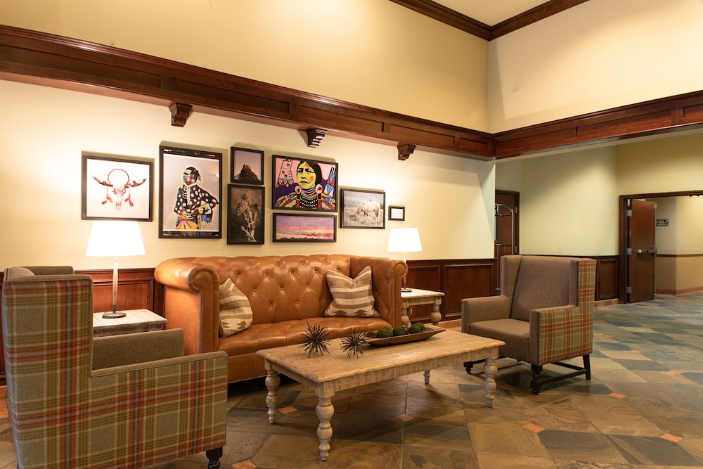 Oxford Suites Pendleton 34/54