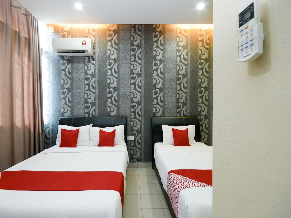 Hotel O Ys Inn 18/26
