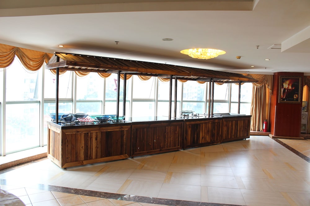 Xiamen Hooray Hotel 5/34