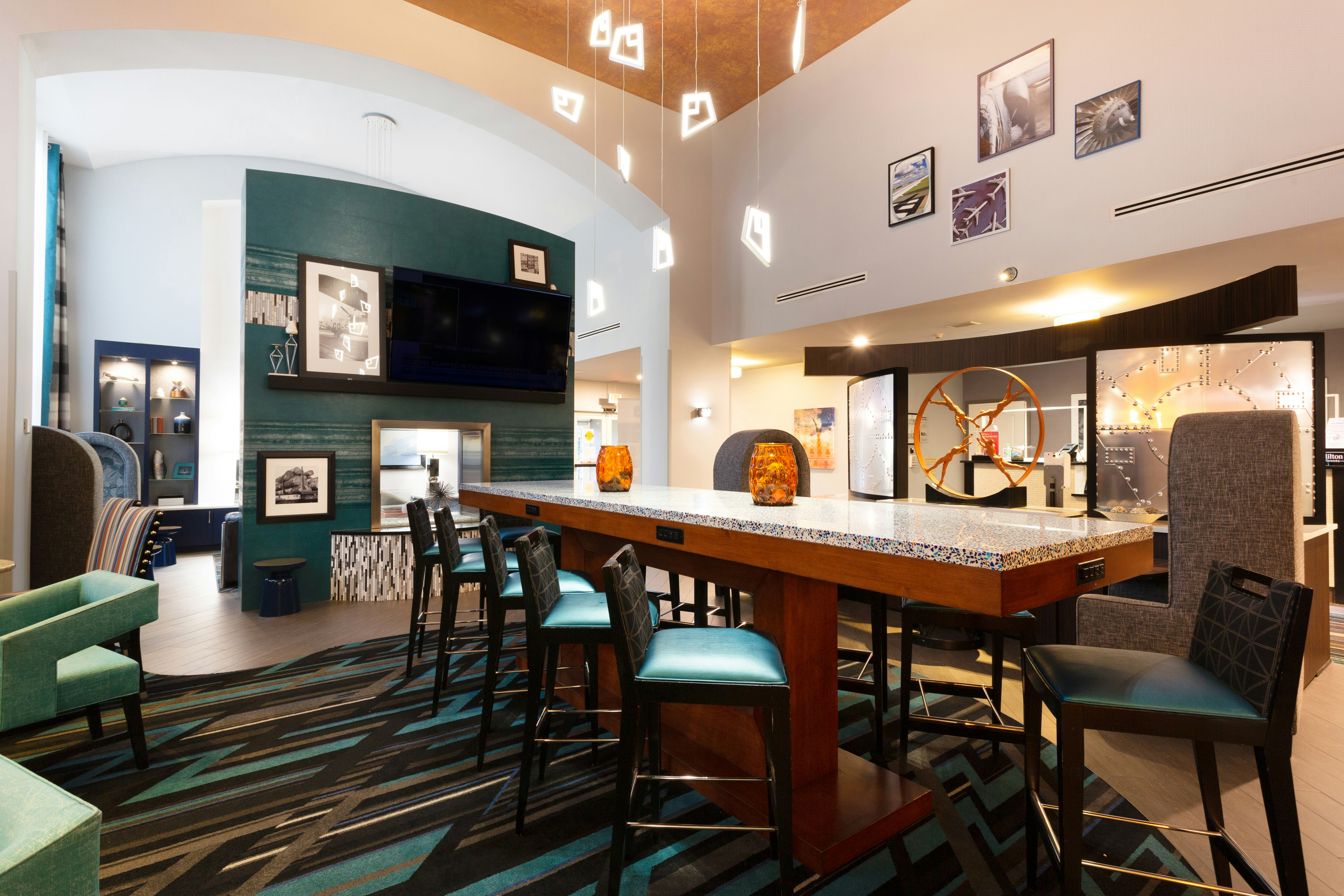 Hampton Inn & Suites Herndon - Reston 30/42