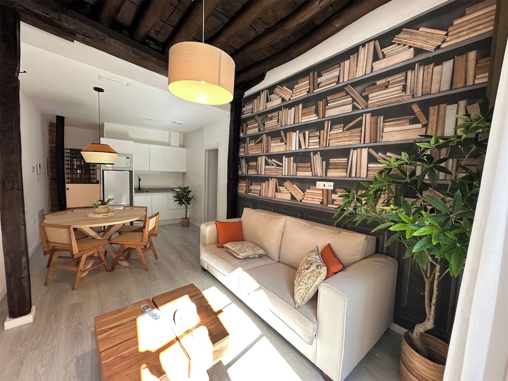 APARTAMENTOS PUERTA ELVIRA SUITES 3000 30/46