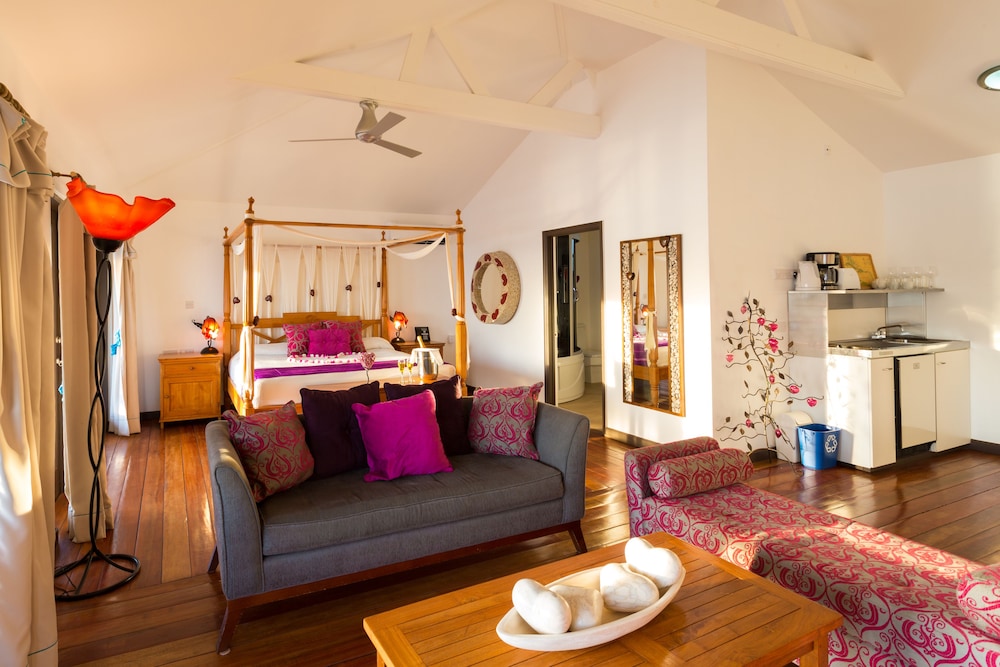 True Blue Bay Resort 39/75
