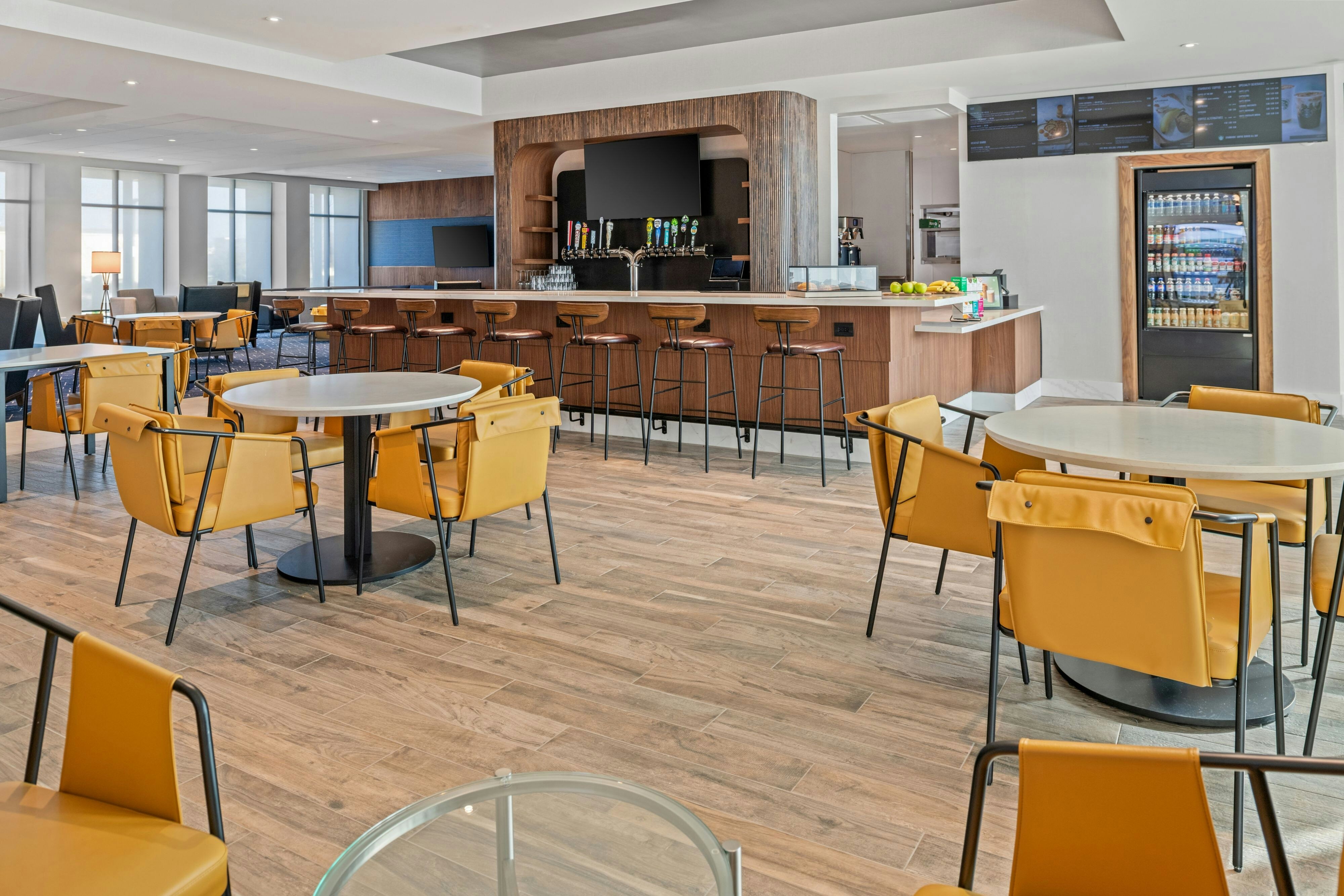 Courtyard By Marriott Woodland 11/19