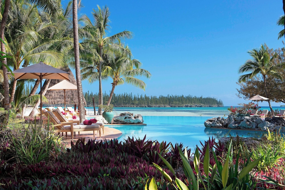 LE MERIDIEN ILE DES PINS 46/50