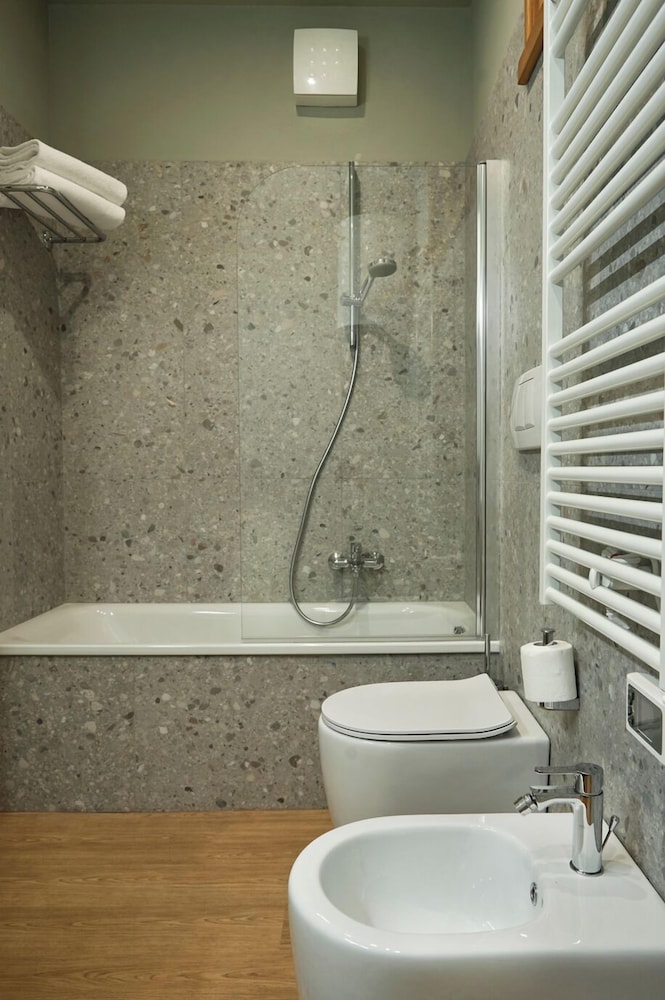 Leopoldo Residence 42/50